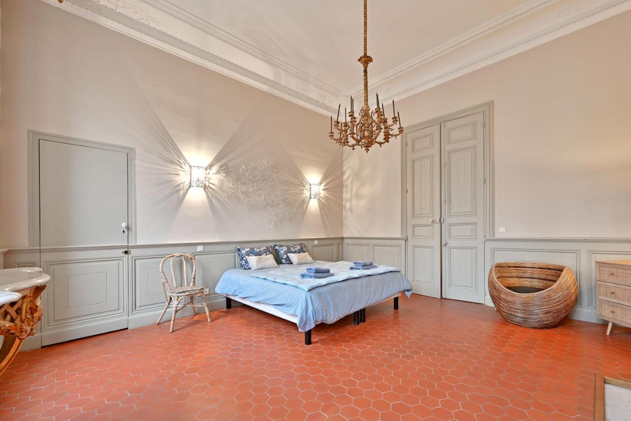 Le Vieux Sextier - Ac Clim - Lumineux - Wifi - Hypercentre Apartment Avignon Exterior photo